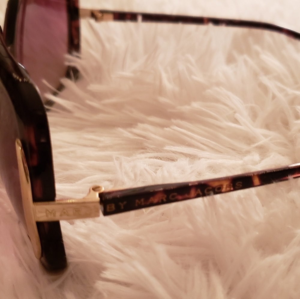 Over Sized Marc Jacobs Sunglasses